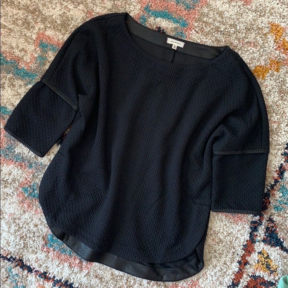 Max Studio quilted sweater shirt top
